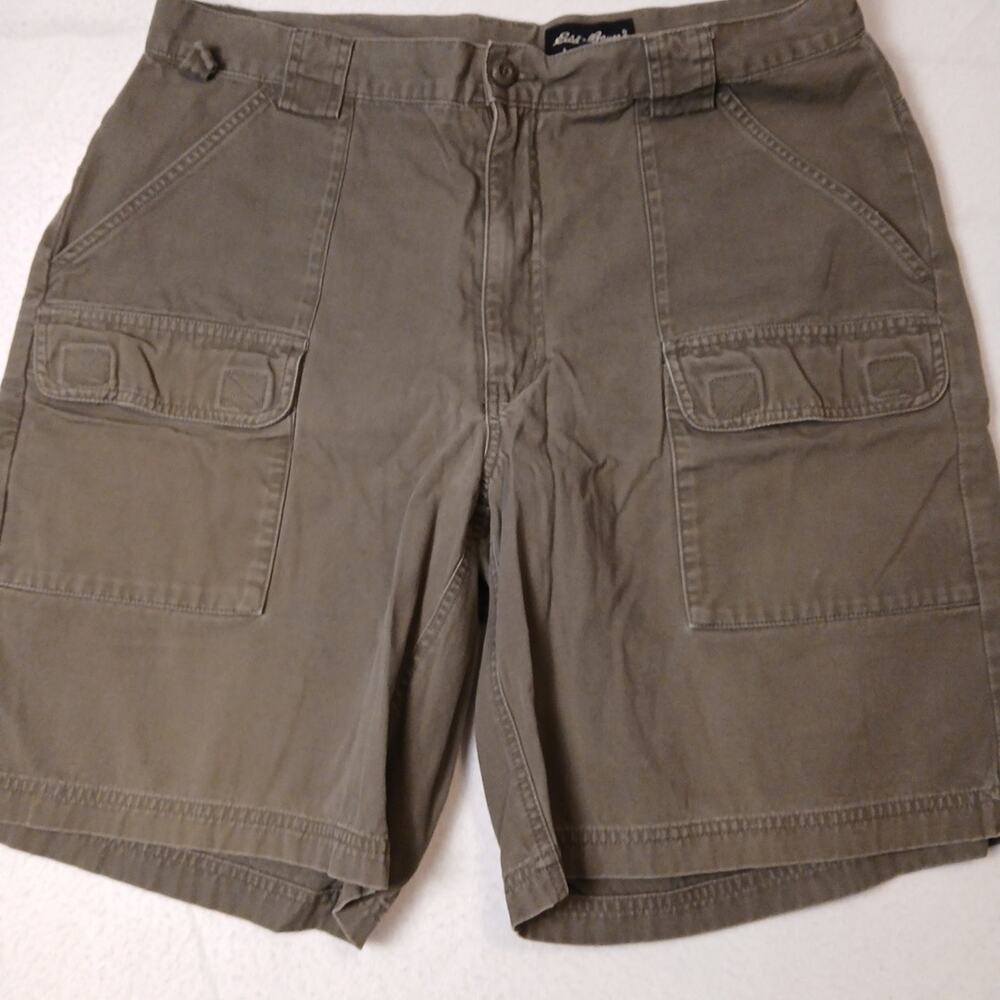 Eddie Bauer Shorts Mens Size 36 Green Cargo Shorts Outdoors Hiking